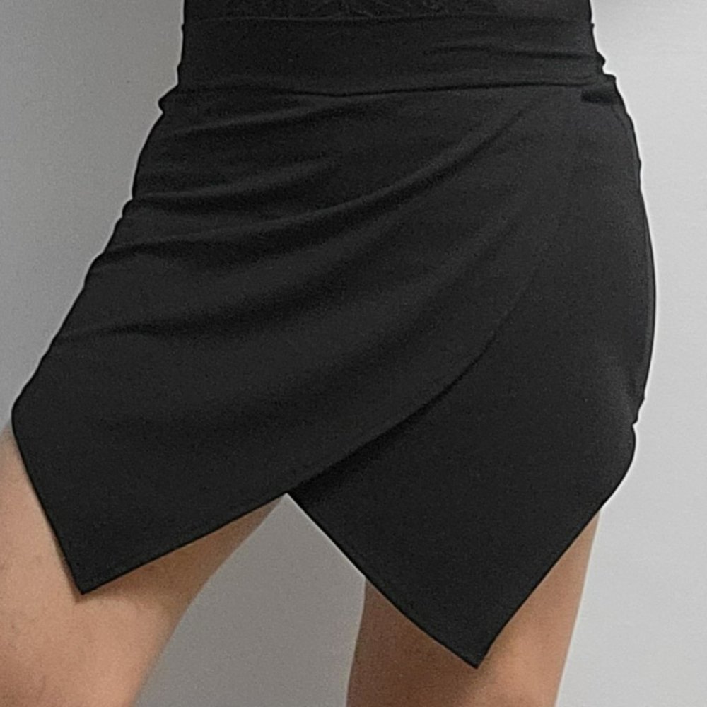 SHORT SKIRT WITHOUT APPROXIMATE SIZE M,MADE IN THE U.S.A